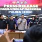 Rilis ungkap kasus narkoba jenis sabu-sabu di Polres KEdiri.