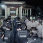 Polres Jombang melaksanakan engamanan jalur kepulangan warga Ikatan Keluarga Silat Putra Indonesia (IKS-PI) Kera Sakti yang melintas di wilayah Jombang
