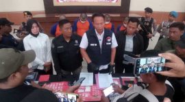 Suasana rilis kasus narkoba jenis sabu-sabu di Polres Jombang, Selasa (15/4/2025).