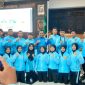 Atlet Pencak Silat bersama pelatihnya dalam pelepasan kontingen Jombang berlaga di Porprov Jatim IX 2025 Malang. (Foto Alva)