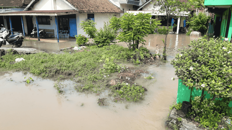 Banjir di Dusun Sawahan, Desa Sambirejo, Kecamatan Jogoroto, Kabupaten Jombang. (Foto: Apriani Alva)
