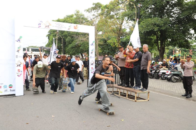 Gelaran Jombang Go Skateboarding Day 2025 di depan Pendopo Jombang. (Foto: dok)