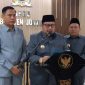 Bupati Jombang Warsubi bersama Wakil Bupati Salmanudin Yazid dan Ketua DPRD Hadi Atmaji usai disahkannya Raperda RPJMD oleh DPRD Kabupaten Jombang. (Foto Apriani Alva)