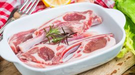 Ilustrasi daging kurban bau prengus(Freepik/4045)