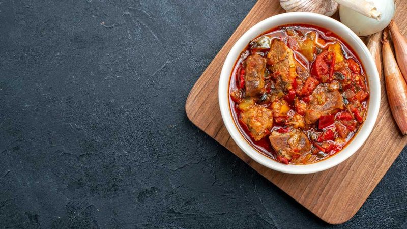 Ilustrasi Rica Rica Daging Kambing (Freepik/KamranAydinov)