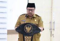 Bupati Jombang Warsubi.