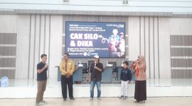 Nano, Bayu Anggara, Cak Silo dan Dika jadi Guru Tamu di acara Jurusan Bisnis Digital SMK Negeri 1 Jombang. (Foto Apriani Alva)