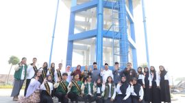 Dokumentasi saat Bupati Jombang Warsubi menandatangani MoU SPAM antara Pemerintah Desa Jombang dan Perumdam Tirta Kencana Kabupaten Jombang. (Foto: dok)