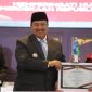 Bupati Jombang beri penghargaan ASN dalam peringatan HUT RI Ke-80.