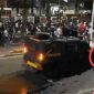 Kendaraan taktis (rantis) Brigade Mobil (Brimob) Polri terlihat melindas pengemudi ojek online saat aksi demo buruh 28 Agustus 2025.