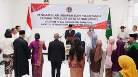 Pelantikan Pejabat Pembuat Akta Tanah (PPAT) du Kantor Pertanahan Kabupaten Jombang.