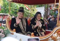 Bupati Pati Sudewo dan Istrinya Atik Kusdarwati. (Foto: Instagram @pemkabpati_)