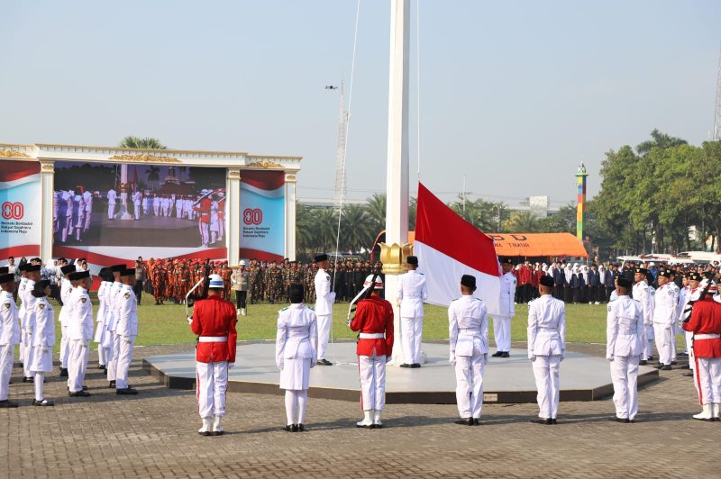 Upacara HUT ke-80 RI di Jombang.