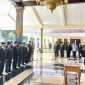 Bupati Jombang Warsubi lantik 25 pejabat manajerial di Pendopo Jombang.