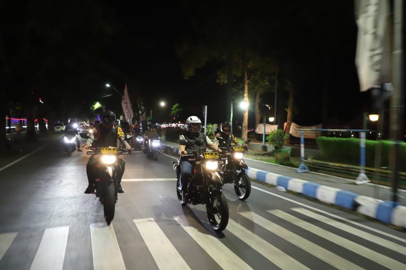 Bupati Jombang Warsubi pimpin patroli langsung dengan TNI POLRI.