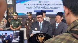 Bupati Warsubi mutasi 10 pejabat Pimpinan Tinggi Pratama (Eselon II) dan 15 Pejabat Administrator di lingkup Kabupaten Jombang.