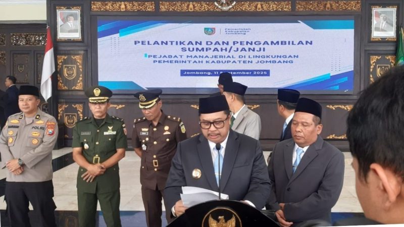 Bupati Warsubi mutasi 25 pejabat di lingkup Kabupaten Jombang 2