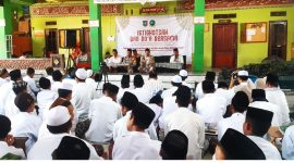 Istighosah dan doa bersama Pendiri sekaligus Pengasuh PP Hamalatul Quran Jogoroto Jombang, KH Ainul Yaqin, SQ, Danramil Jogoroto, Kapolsek Jogoroto dan Forkopimcam Jogoroto.