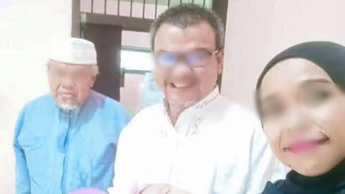 Keluarga Haji Sahroni