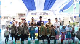 Kepala Kanwil Ditjenpas Jawa Timur, Kadiyono, Bupati Jombang Warsubi, Wakil Bupati Salmanudin, Forkopimda dalam acara Maulid Nabi di Lapas Kelas IIB Jombang.