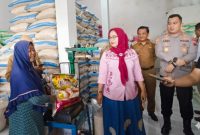 Sidak beras premium di Pasar Citra Niaga Jombang.