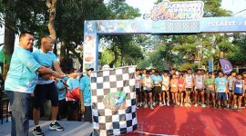 Bupati Jombang H Warsubi membuka kegiatan Jombang Adhyaksa Playon 2025 yang diprakarsai Kejaksaan Negeri Jombang di Alun-alun setempat.