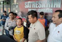 Suasana rilis kasus pencurian kambing di Polres Jombang. 