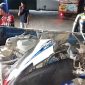 Sepeda motor yang terlibat kecelakaan dengan truk di jalan raya Nurcholish Madjid, Desa Tunggorono, Kecamatan/Kabupaten Jombang.